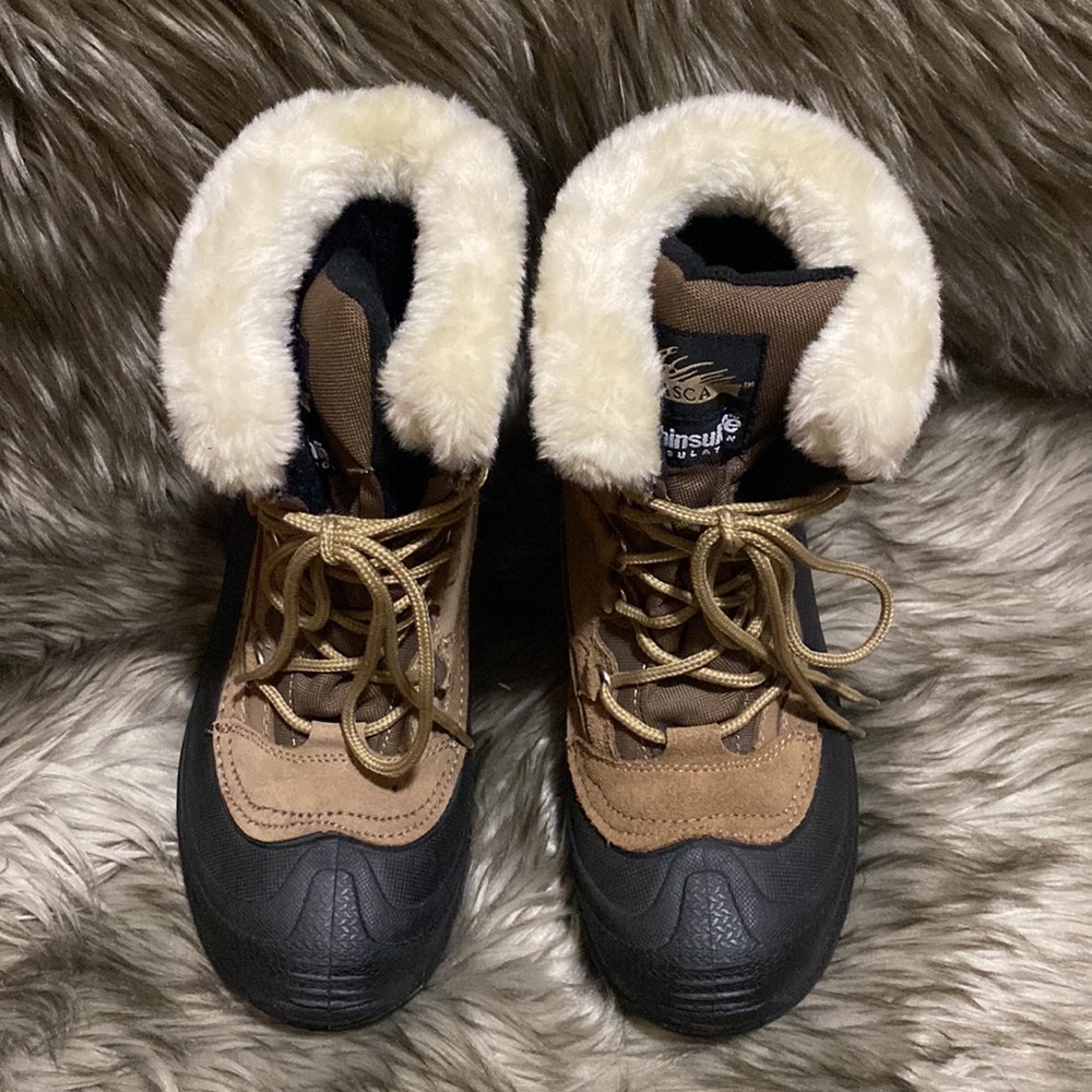 Winter Boots - Picture 6 of 6